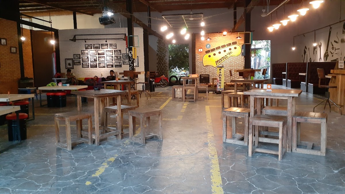 Mama Café & Resto